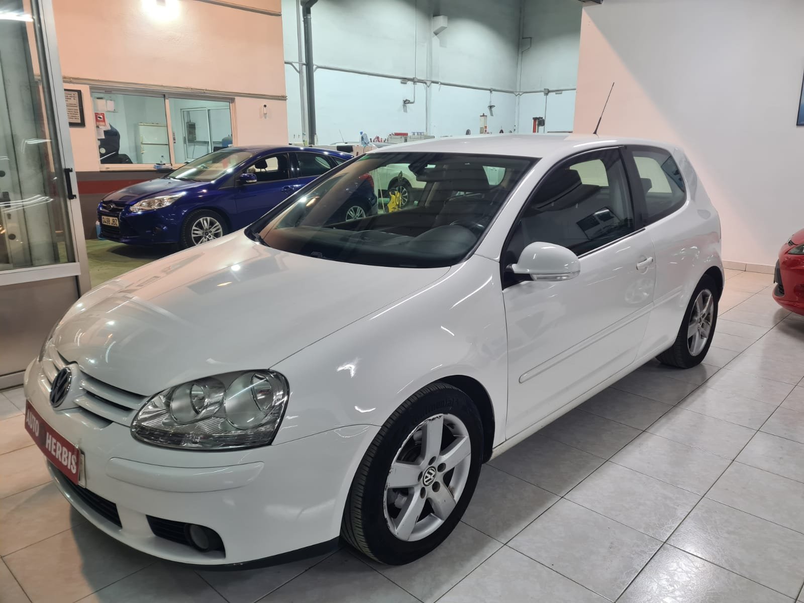 Volkswagen Golf 1.6 FSI Sportline